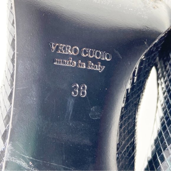 La CANADIENNE Black Heels - Picture 5 of 6